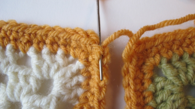 crochet motif seam 3