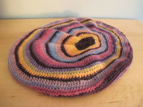 Excentrique - crocheted beret, designed by Annette Petavy